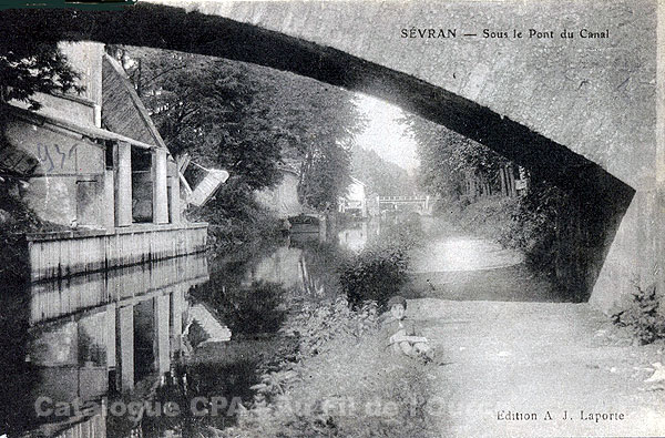 SEVRAN - Sous le Pont du Canal